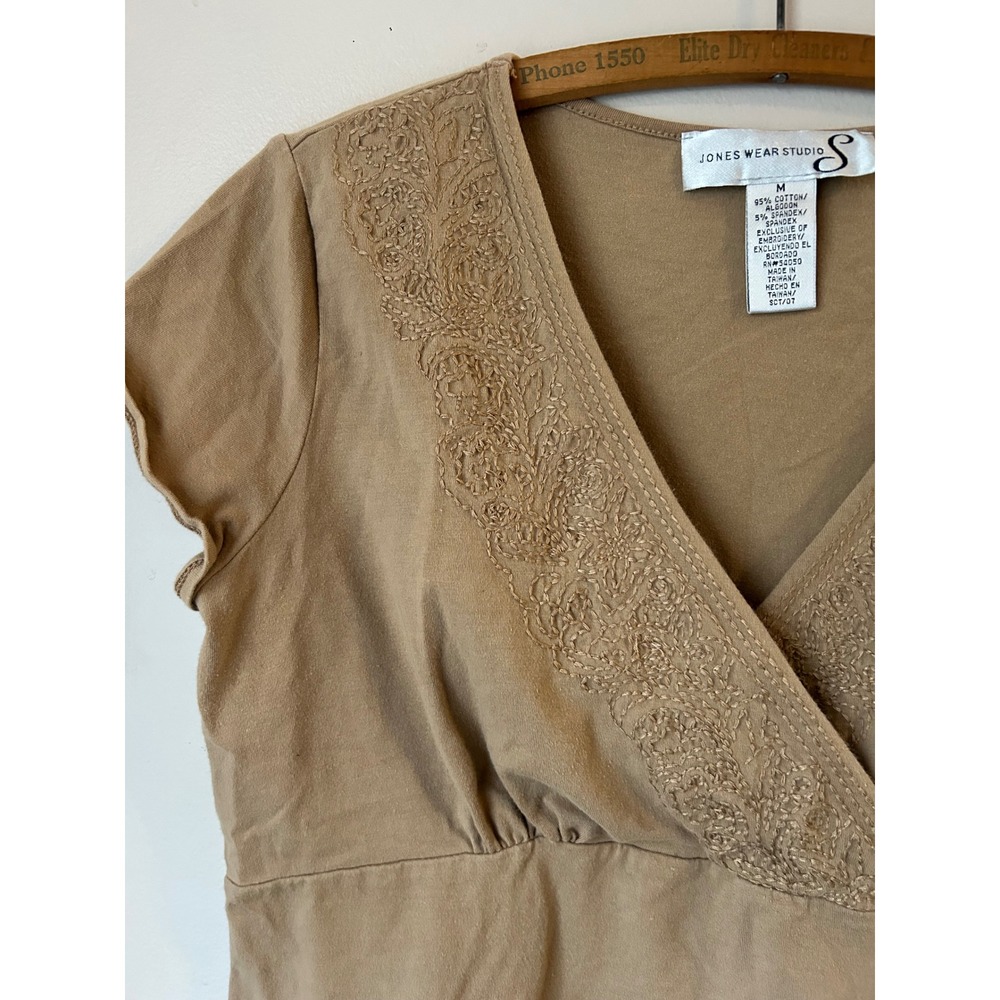 y2k Jones Wear Studio Beige‎ Embroidered V Neck Size M 90s Normcore Babydoll - Picture 3 of 8